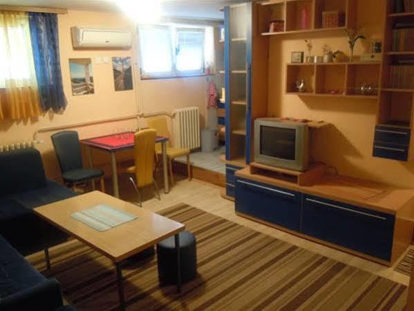 Apartment Fontana Belgrad Exterior foto